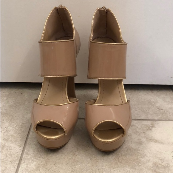 Platform nude heels - Picture 1 of 2